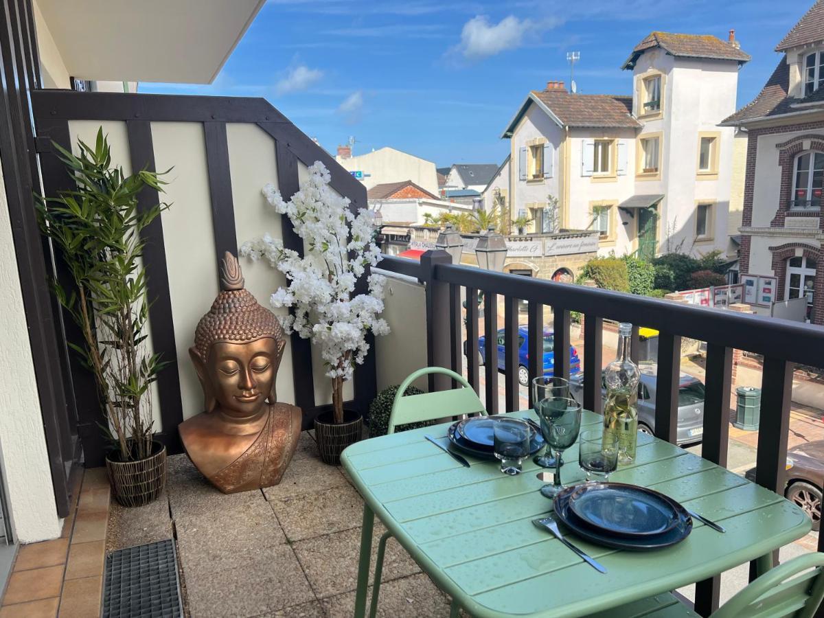Appartement Hyper Centre De Cabourg Avec Balcon Esterno foto